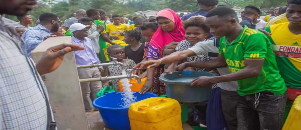 "Puits chinois", laisse l'eau de la vie nourrir les habitants de la zone montagneuse